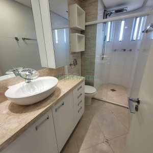 Apto Mobiliado com 65m², 2 dormitórios, 1 vaga, no bairro Santa Catarina em Caxias do Sul para Comprar