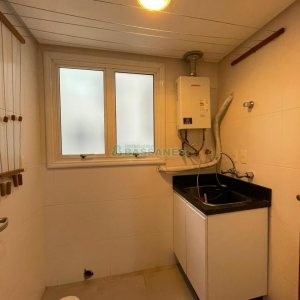 Apartamento com 98m², 3 dormitórios, 2 vagas, no bairro Sanvitto em Caxias do Sul para Comprar