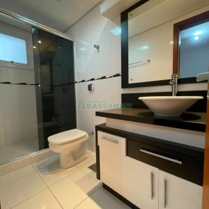 Apartamento com 98m², 3 dormitórios, 2 vagas, no bairro Sanvitto em Caxias do Sul para Comprar