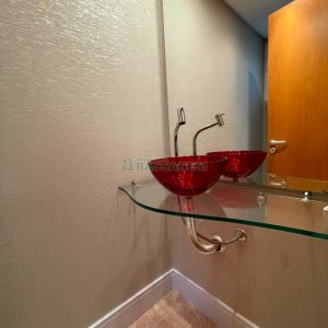 Apartamento com 98m², 3 dormitórios, 2 vagas, no bairro Sanvitto em Caxias do Sul para Comprar