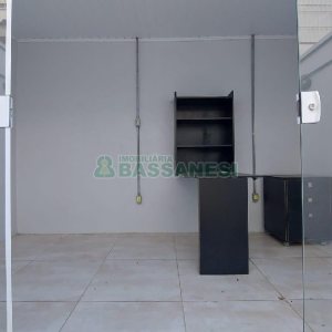 Sobrado com 57m², 2 dormitórios, 2 vagas, no bairro Santa Catarina em Caxias do Sul para Comprar