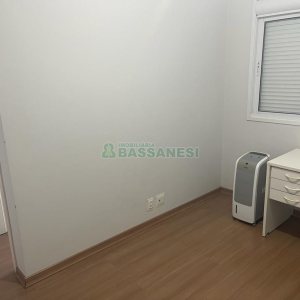 Apartamento com 63m², 2 dormitórios, 1 vaga, no bairro Petrópolis em Caxias do Sul para Comprar