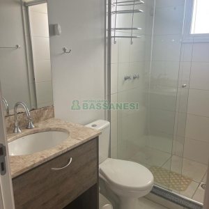 Apartamento com 63m², 2 dormitórios, 1 vaga, no bairro Petrópolis em Caxias do Sul para Comprar