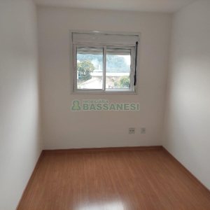 Apartamento com 62m², 2 dormitórios, 1 vaga, no bairro Desvio Rizzo em Caxias do Sul para Comprar