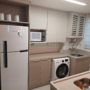 Apto Mobiliado com 55m², 1 dormitório, 1 vaga, no bairro Centro em Caxias do Sul para Alugar