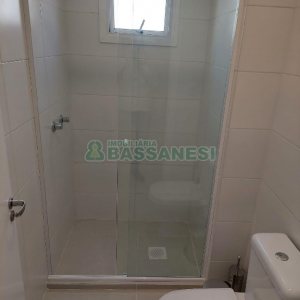 Apto Mobiliado com 55m², 1 dormitório, 1 vaga, no bairro Centro em Caxias do Sul para Alugar