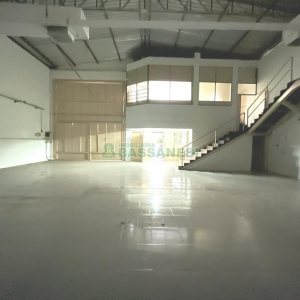 Pavilhão com 350m², no bairro Esplanada em Caxias do Sul para Alugar