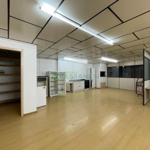 Pavilhão com 350m², no bairro Esplanada em Caxias do Sul para Alugar