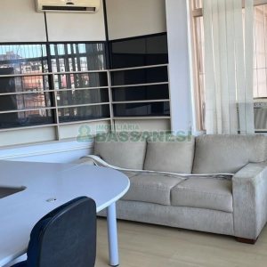 Pavilhão com 350m², no bairro Esplanada em Caxias do Sul para Alugar