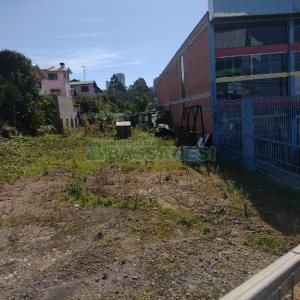 Terreno com 540m², no bairro Charqueadas em Caxias do Sul para Comprar