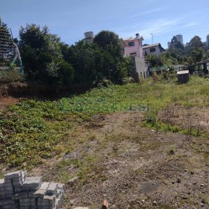 Terreno com 540m², no bairro Charqueadas em Caxias do Sul para Comprar