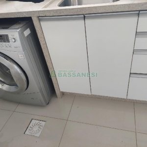 Apto Mobiliado com 117m², 3 dormitórios, 2 vagas, no bairro Cruzeiro em Caxias do Sul para Comprar