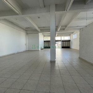 Loja com 190m², no bairro Jardelino Ramos em Caxias do Sul para Alugar