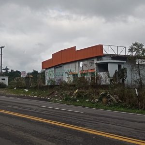 Pavilhão, no bairro Jardim Iracema em Caxias do Sul para Comprar