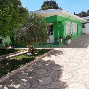 Casa com 161m², 3 dormitórios, 2 vagas, no bairro Nossa Senhora de Fátima em Caxias do Sul para Comprar