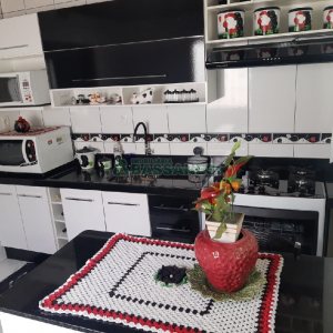 Casa com 161m², 3 dormitórios, 2 vagas, no bairro Nossa Senhora de Fátima em Caxias do Sul para Comprar