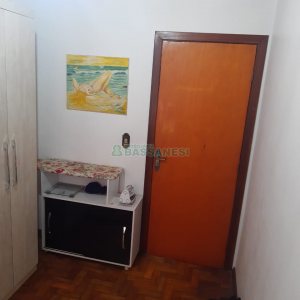Casa com 161m², 3 dormitórios, 2 vagas, no bairro Nossa Senhora de Fátima em Caxias do Sul para Comprar
