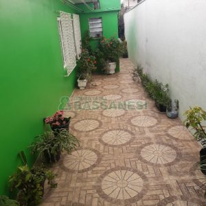 Casa com 161m², 3 dormitórios, 2 vagas, no bairro Nossa Senhora de Fátima em Caxias do Sul para Comprar