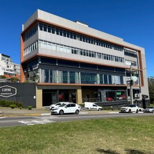 Sala com 1000m², no bairro Sagrada Família em Caxias do Sul para Alugar