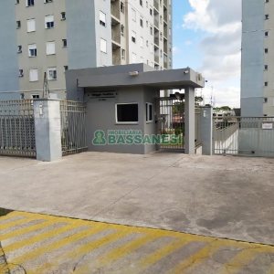 Apartamento com 62m², 3 dormitórios, 2 vagas, no bairro De Lazzer em Caxias do Sul para Alugar