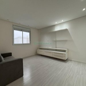 Apartamento com 62m², 3 dormitórios, 2 vagas, no bairro De Lazzer em Caxias do Sul para Alugar