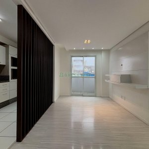 Apartamento com 62m², 3 dormitórios, 2 vagas, no bairro De Lazzer em Caxias do Sul para Alugar