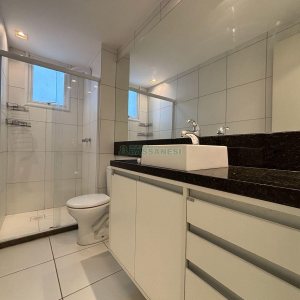 Apartamento com 62m², 3 dormitórios, 2 vagas, no bairro De Lazzer em Caxias do Sul para Alugar