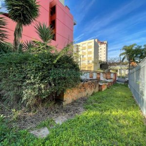 Terreno, no bairro Centro em Caxias do Sul para Comprar