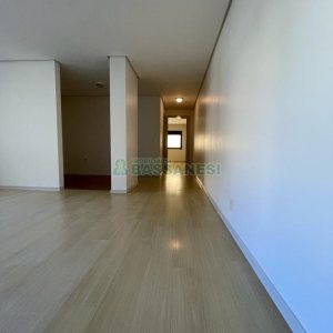 Apartamento com 50m², 1 dormitório, no bairro Centro em Caxias do Sul para Alugar