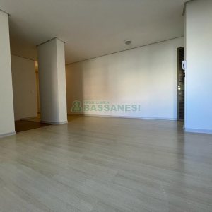 Apartamento com 50m², 1 dormitório, no bairro Centro em Caxias do Sul para Alugar