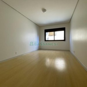 Apartamento com 50m², 1 dormitório, no bairro Centro em Caxias do Sul para Alugar