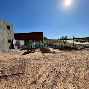 Terreno com 465m², no bairro Monte Bérico em Caxias do Sul para Comprar