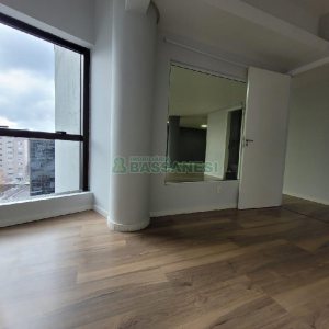 Sala com 100m², no bairro Centro em Caxias do Sul para Alugar