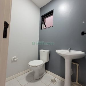Sala com 100m², no bairro Centro em Caxias do Sul para Alugar