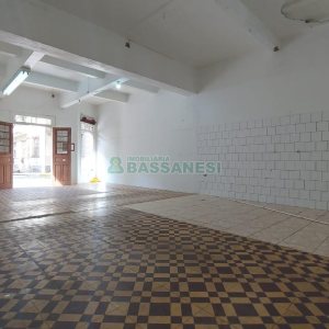 Loja com 70m², no bairro Galópolis em Caxias do Sul para Alugar