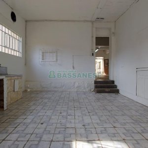 Loja com 70m², no bairro Galópolis em Caxias do Sul para Alugar