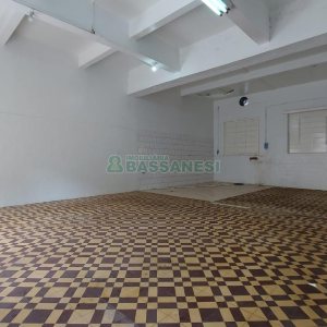 Loja com 70m², no bairro Galópolis em Caxias do Sul para Alugar