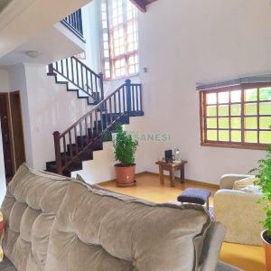 Casa com 249m², 3 dormitórios, 2 vagas, no bairro Desvio Rizzo em Caxias do Sul para Comprar