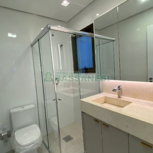 Apartamento com 98m², 2 dormitórios, 2 vagas, no bairro Vila Horn em Caxias do Sul para Comprar