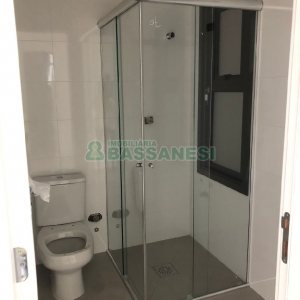 Apartamento com 98m², 2 dormitórios, 1 vaga, no bairro Vila Horn em Caxias do Sul para Comprar