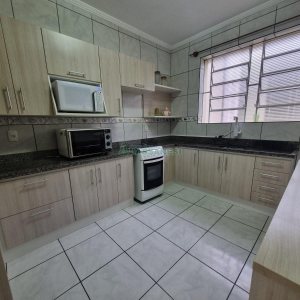 Apartamento com 105m², 3 dormitórios, 1 vaga, no bairro Centro em Caxias do Sul para Alugar