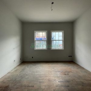 Loja com 110m², no bairro Centro em Caxias do Sul para Alugar