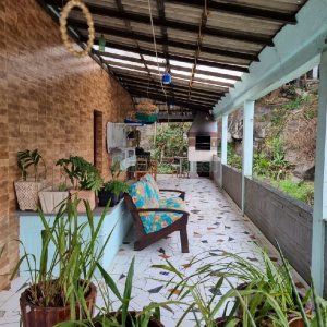 Casa com 295m², 4 dormitórios, 2 vagas, no bairro Charqueadas em Caxias do Sul para Comprar