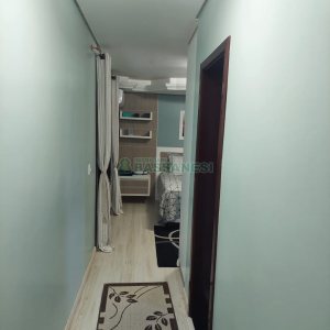 Casa com 240m², 3 dormitórios, 2 vagas, no bairro São Luiz em Caxias do Sul para Comprar