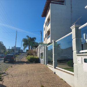Casa com 240m², 3 dormitórios, 2 vagas, no bairro São Luiz em Caxias do Sul para Comprar