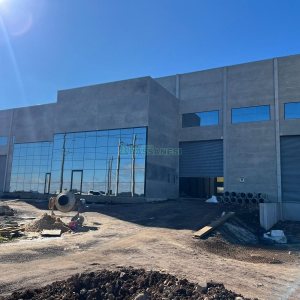 Pavilhão com 4409m², no bairro Distrito Industrial em Caxias do Sul para Alugar