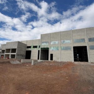 Pavilhão com 4409m², no bairro Distrito Industrial em Caxias do Sul para Alugar