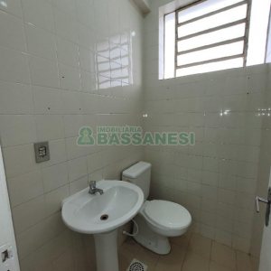 Sala com 80m², no bairro Lourdes em Caxias do Sul para Alugar