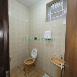 Loja com 90m², no bairro Centro em Caxias do Sul para Alugar