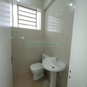 Sala com 80m², no bairro Lourdes em Caxias do Sul para Alugar